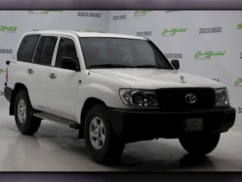 Toyota  Land Cruiser  G  2007  Manual  400,000 Km  6 Cylinder  Four Wheel Drive (4WD)  SUV  White