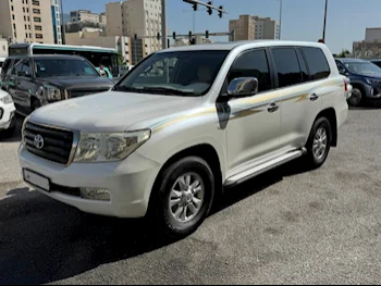 Toyota  Land Cruiser  GXR  2008  Automatic  369,000 Km  6 Cylinder  Four Wheel Drive (4WD)  SUV  White