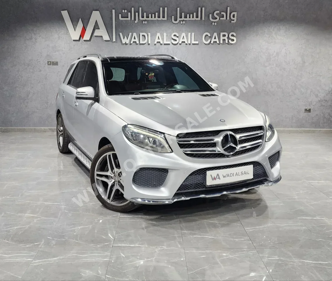 Mercedes-Benz  GLE  400  2016  Automatic  60,000 Km  6 Cylinder  Four Wheel Drive (4WD)  SUV  Silver