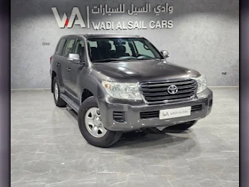 Toyota  Land Cruiser  G  2013  Automatic  308,000 Km  6 Cylinder  Four Wheel Drive (4WD)  SUV  Gray