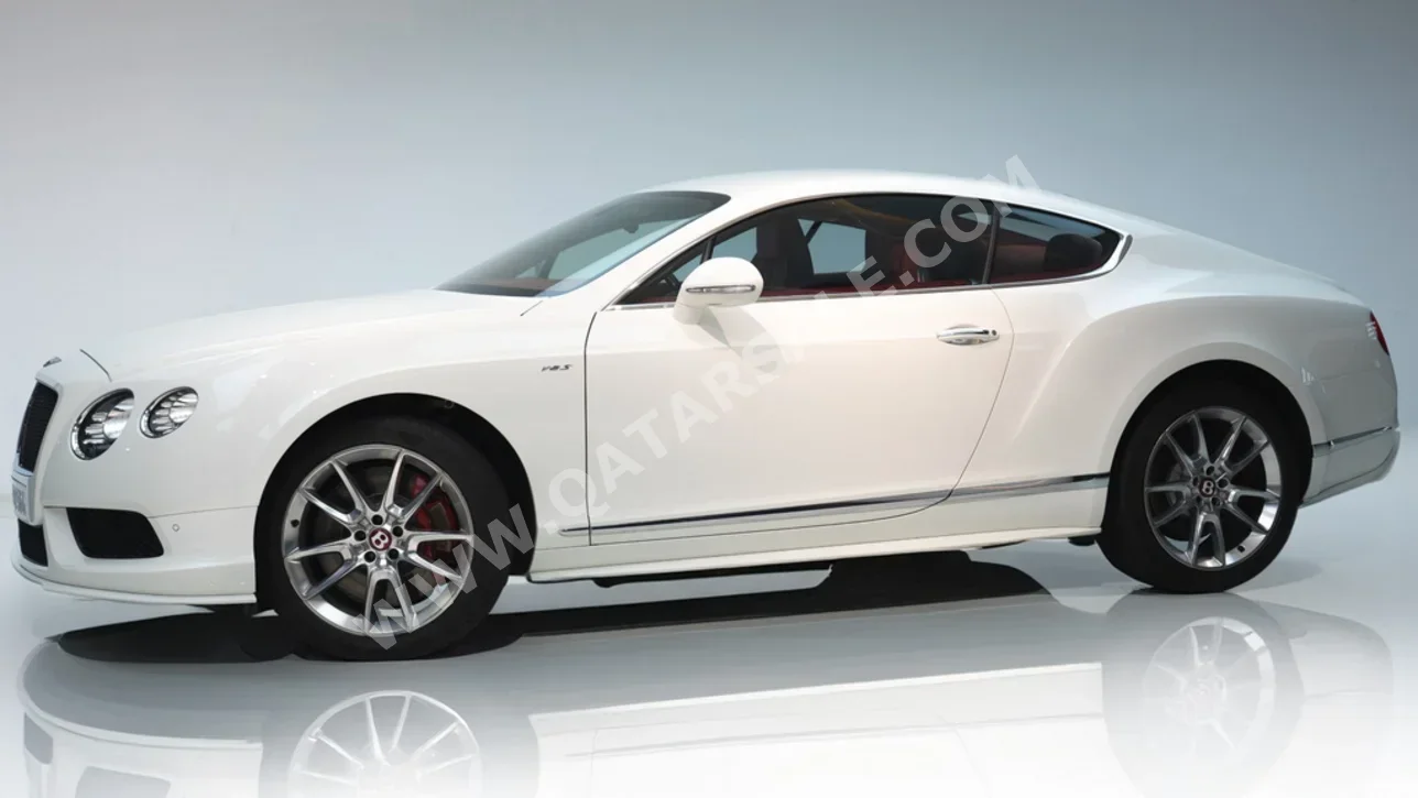 Bentley  Continental  GT  2015  Automatic  80٬000 Km  8 Cylinder  All Wheel Drive (AWD)  Coupe / Sport  White