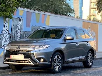 Mitsubishi  Outlander  Limited edition  2020  Automatic  53,000 Km  4 Cylinder  Four Wheel Drive (4WD)  SUV  Gray