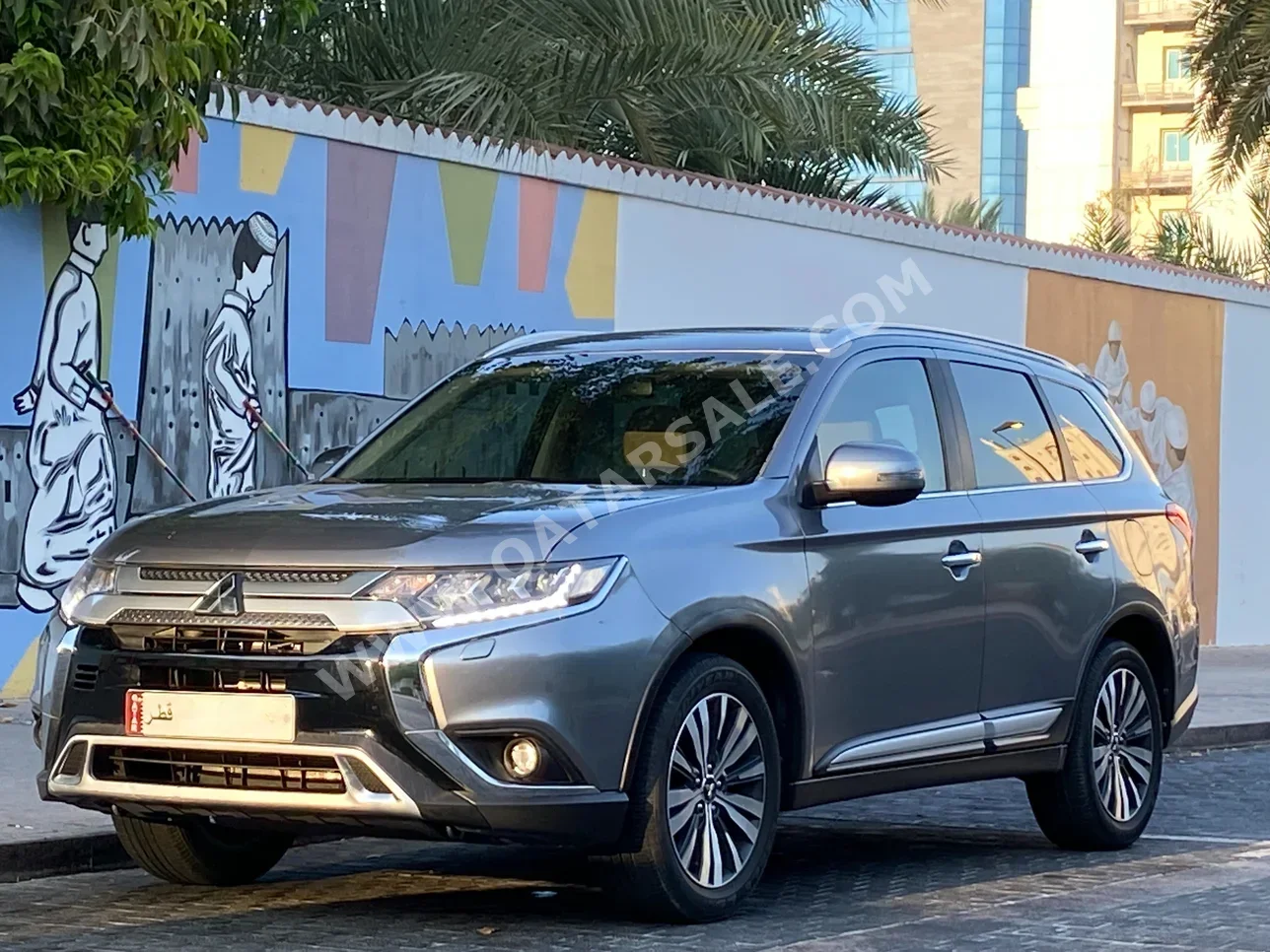 Mitsubishi  Outlander  Limited edition  2020  Automatic  53,000 Km  4 Cylinder  Four Wheel Drive (4WD)  SUV  Gray