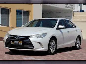 Toyota  Camry  GLX  2016  Automatic  125,000 Km  4 Cylinder  Front Wheel Drive (FWD)  Sedan  White