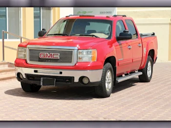 GMC  Sierra  1500  2009  Automatic  296,000 Km  8 Cylinder  Four Wheel Drive (4WD)  Pick Up  Red