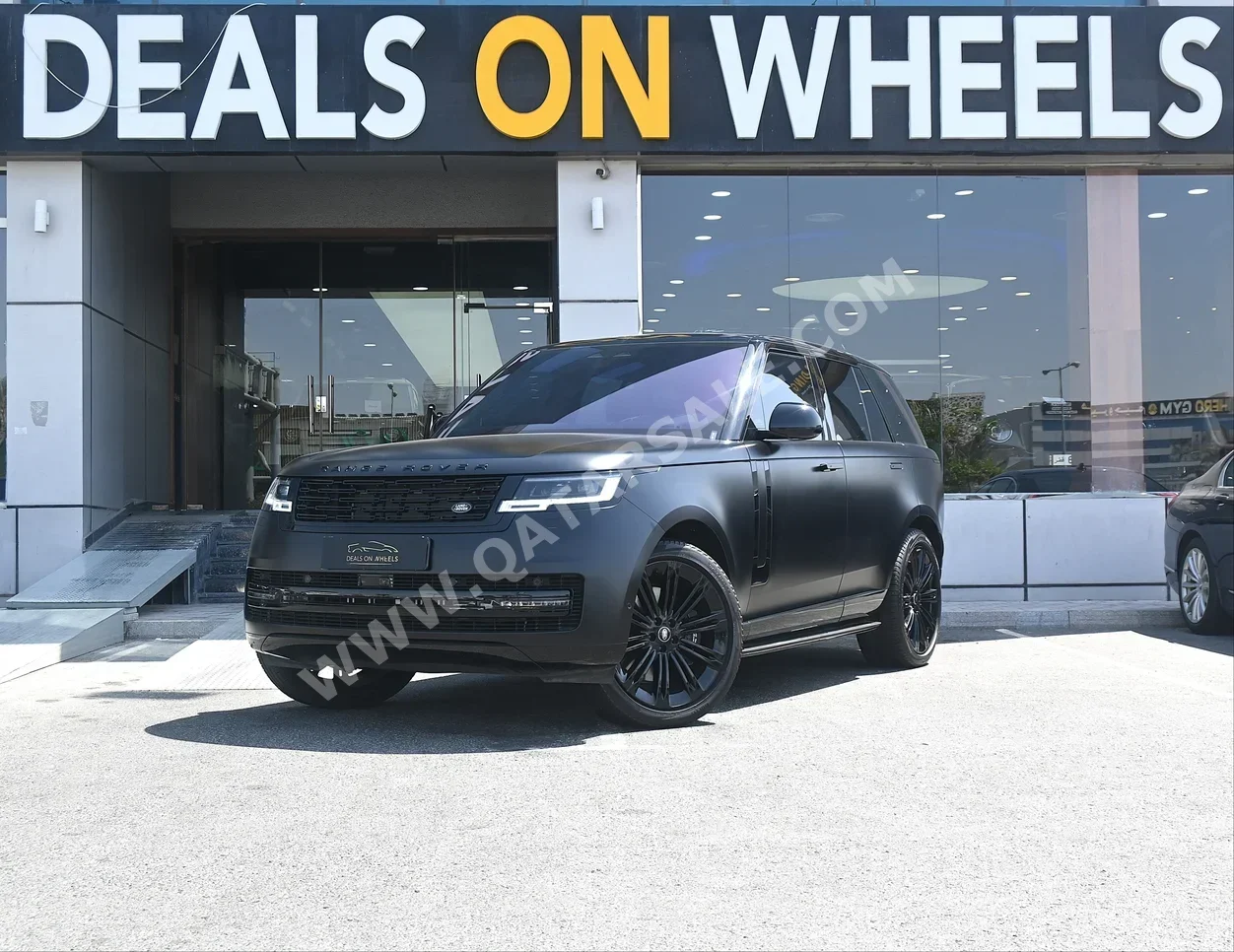 Land Rover  Range Rover  Vogue HSE  2023  Automatic  19,000 Km  8 Cylinder  Four Wheel Drive (4WD)  SUV  Black  With Warranty