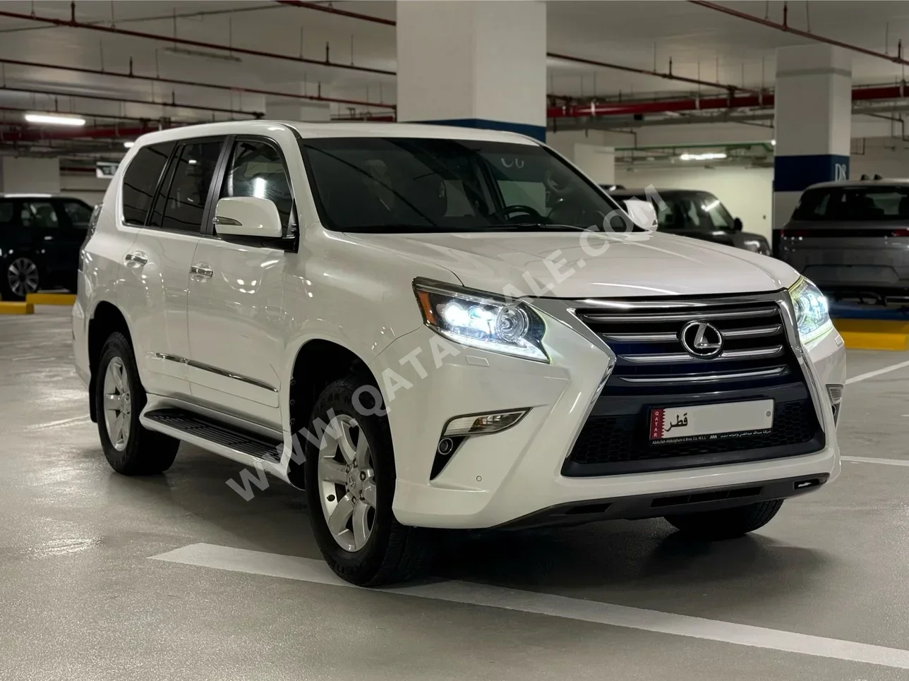 Lexus  GX  460  2014  Automatic  142,000 Km  8 Cylinder  Four Wheel Drive (4WD)  SUV  White