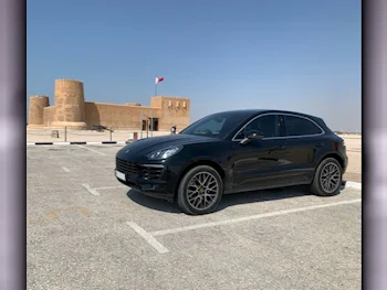 Porsche  Macan  S  2015  Automatic  60,000 Km  6 Cylinder  Four Wheel Drive (4WD)  SUV  Black