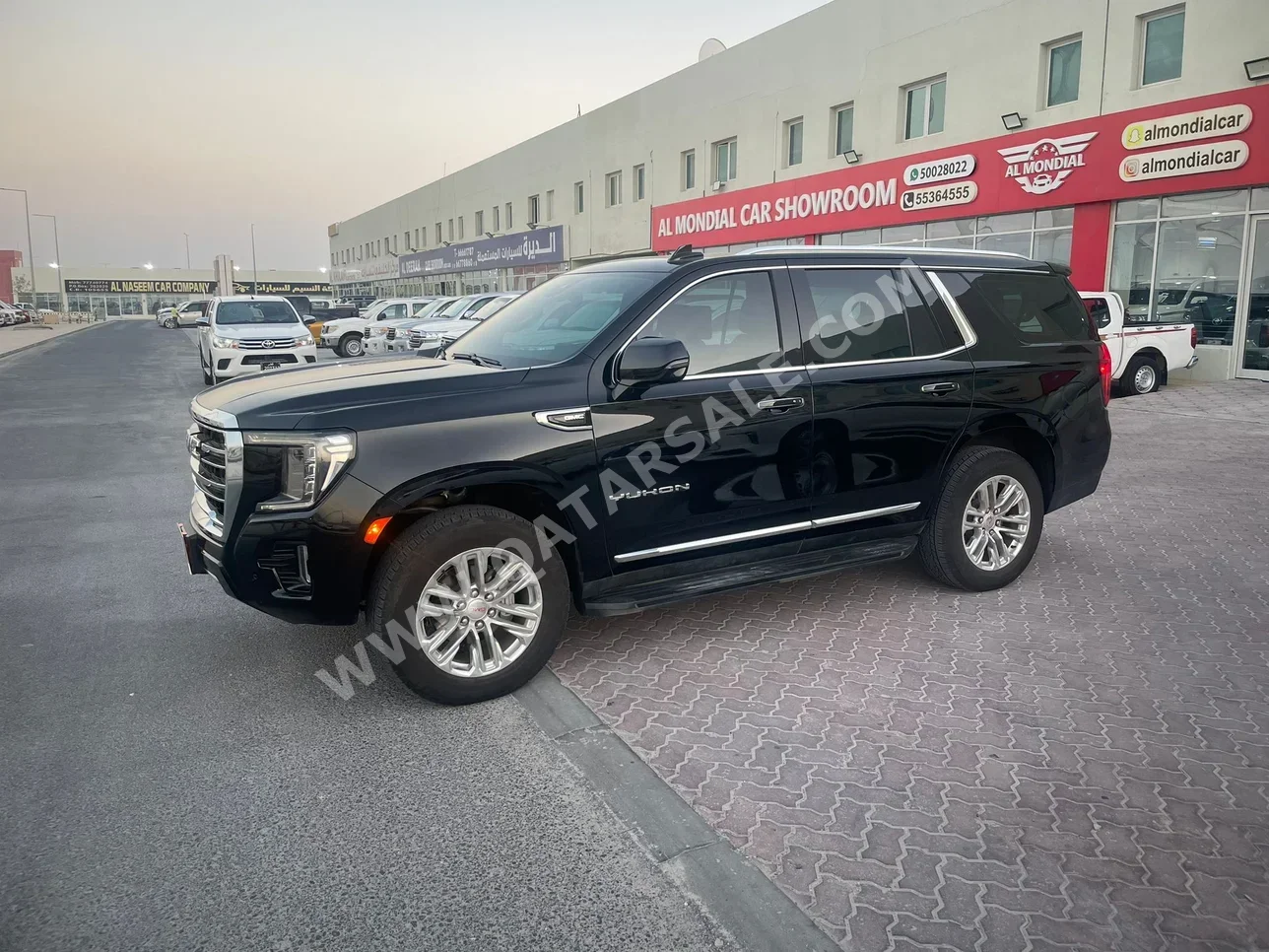 GMC  Sierra  SLT  2024  Automatic  7,000 Km  8 Cylinder  Four Wheel Drive (4WD)  Pick Up  Black  With Warranty