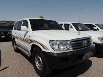 Toyota  Land Cruiser  GX  2003  Manual  99,000 Km  6 Cylinder  Four Wheel Drive (4WD)  SUV  White