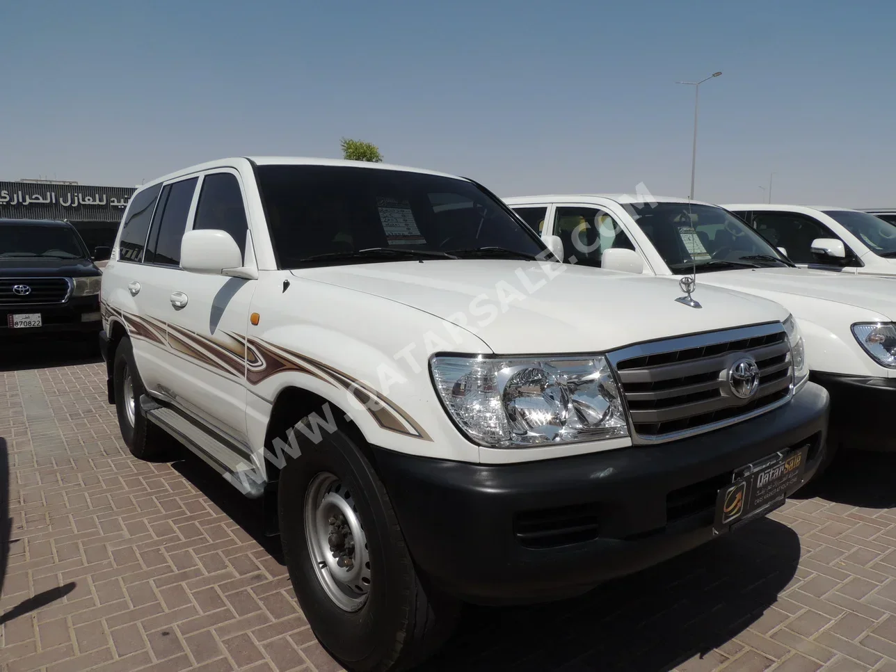 Toyota  Land Cruiser  GX  2003  Manual  99,000 Km  6 Cylinder  Four Wheel Drive (4WD)  SUV  White