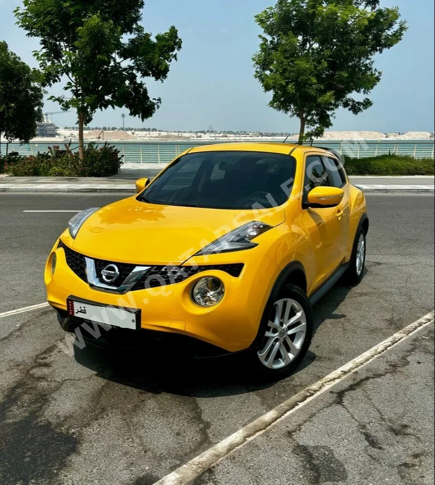 Nissan Juke Yellow 2016 For Sale in Qatar