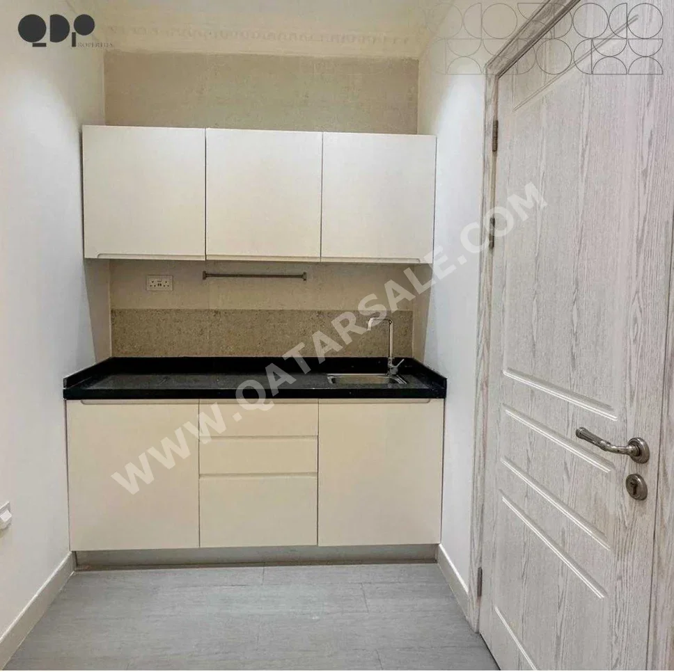 1 Bedrooms  Studio  For Rent  in Doha -  Al Asiri  Fully Furnished