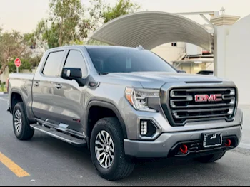 GMC  Sierra  AT4 Carbon Pro  2021  Automatic  55,000 Km  8 Cylinder  Four Wheel Drive (4WD)  Pick Up  Gray  With Warranty