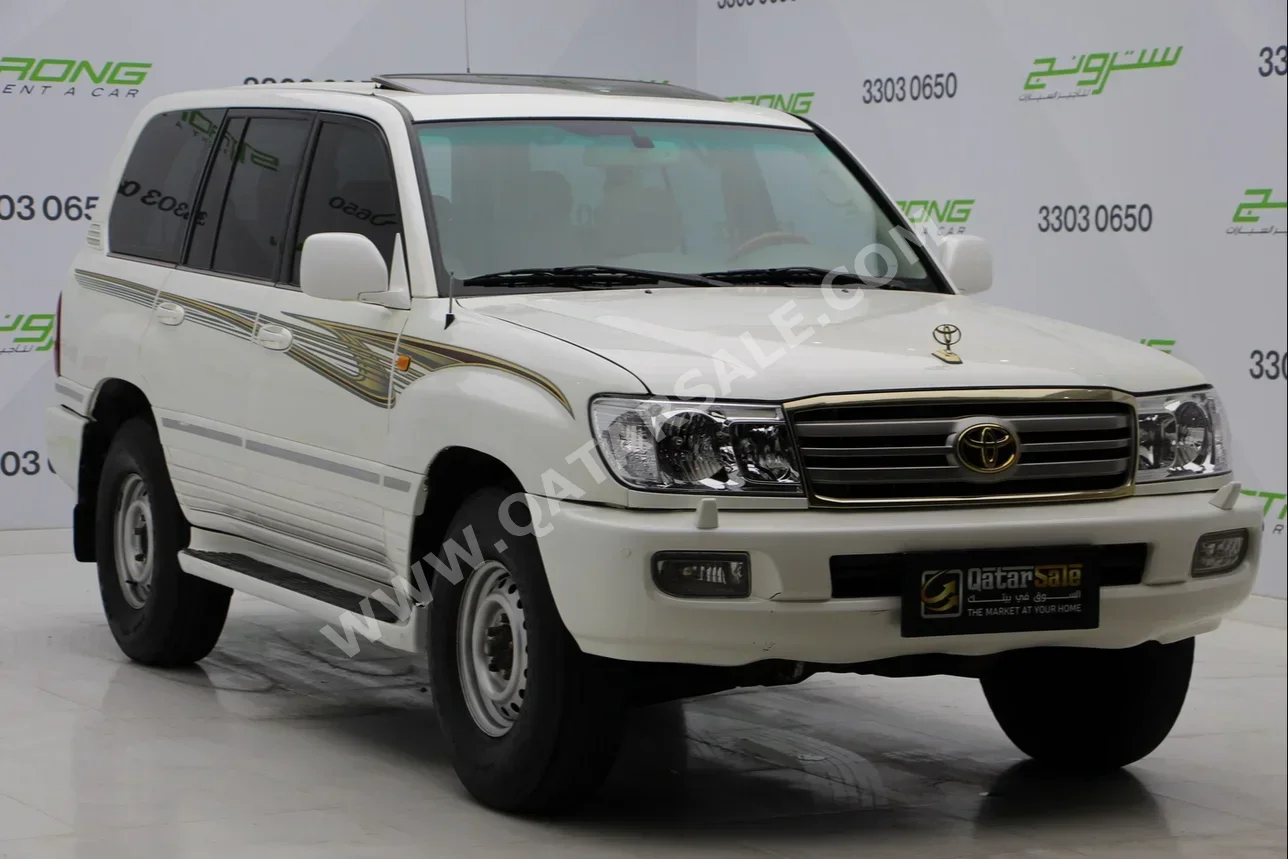  Toyota  Land Cruiser  VXR  2007  Automatic  342,000 Km  8 Cylinder  Four Wheel Drive (4WD)  SUV  Pearl  With Warranty