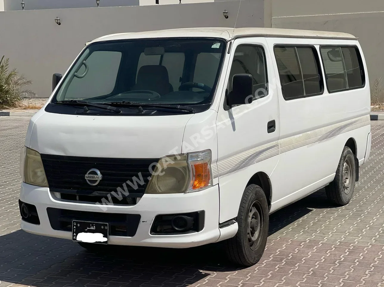 Nissan  Urvan  2010  Manual  400,000 Km  4 Cylinder  Front Wheel Drive (FWD)  Van / Bus  White