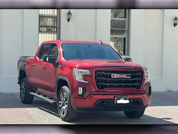 GMC  Sierra  Elevation  2019  Automatic  116,000 Km  8 Cylinder  Four Wheel Drive (4WD)  Pick Up  Red