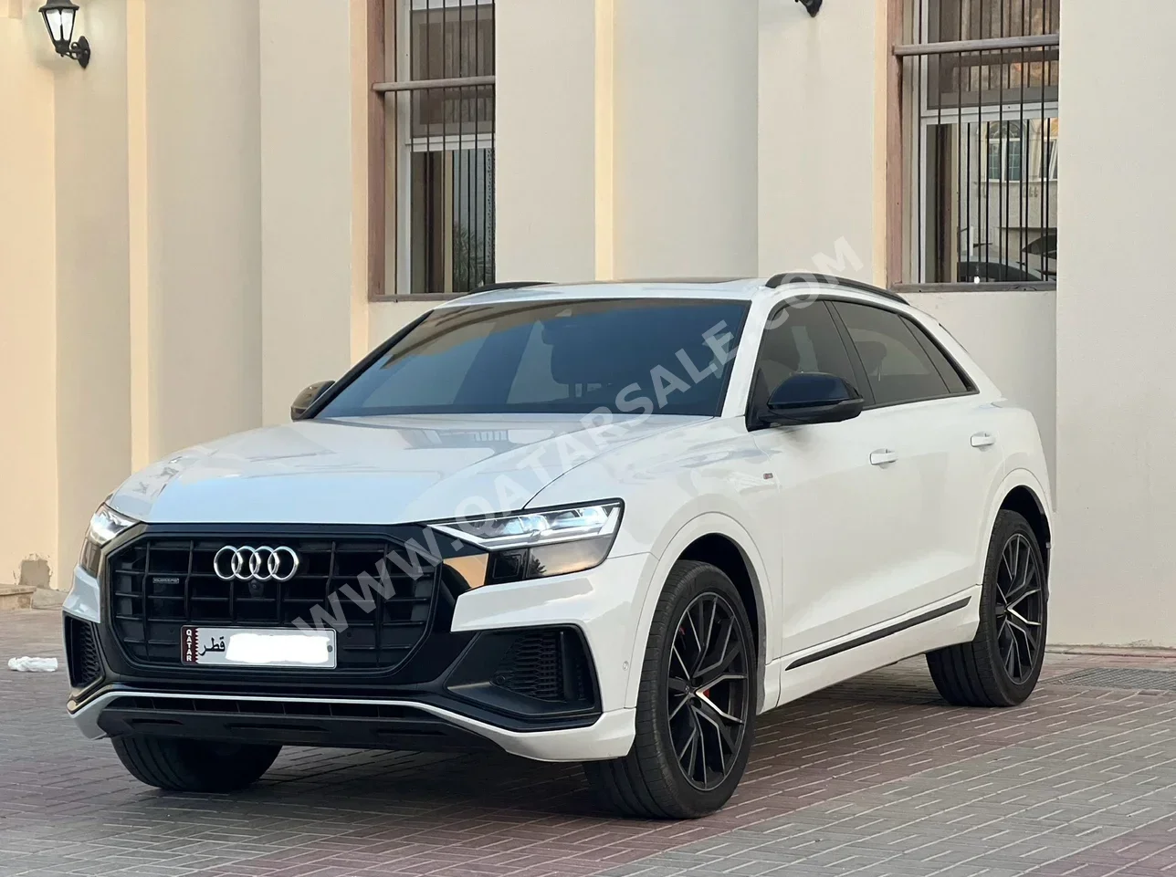 Audi  Q8  S-Line  2019  Automatic  60,000 Km  6 Cylinder  All Wheel Drive (AWD)  SUV  White  With Warranty