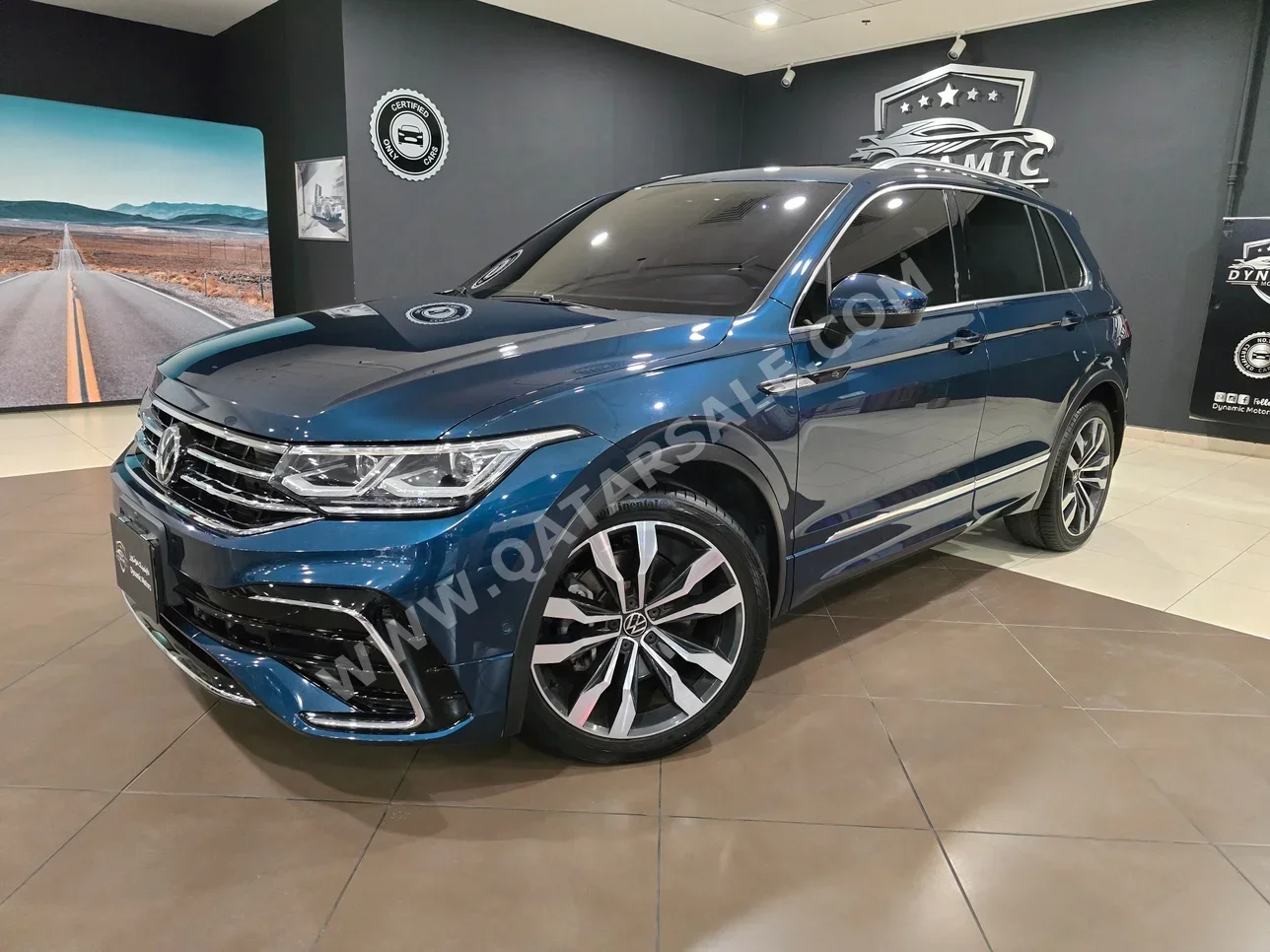 Volkswagen  Tiguan  R-Line  2022  Automatic  19,000 Km  4 Cylinder  Four Wheel Drive (4WD)  SUV  Blue  With Warranty