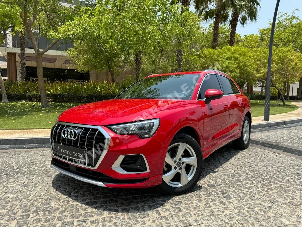 Audi  Q3  35 TFSI  2020  Automatic  90,000 Km  4 Cylinder  Front Wheel Drive (FWD)  SUV  Red