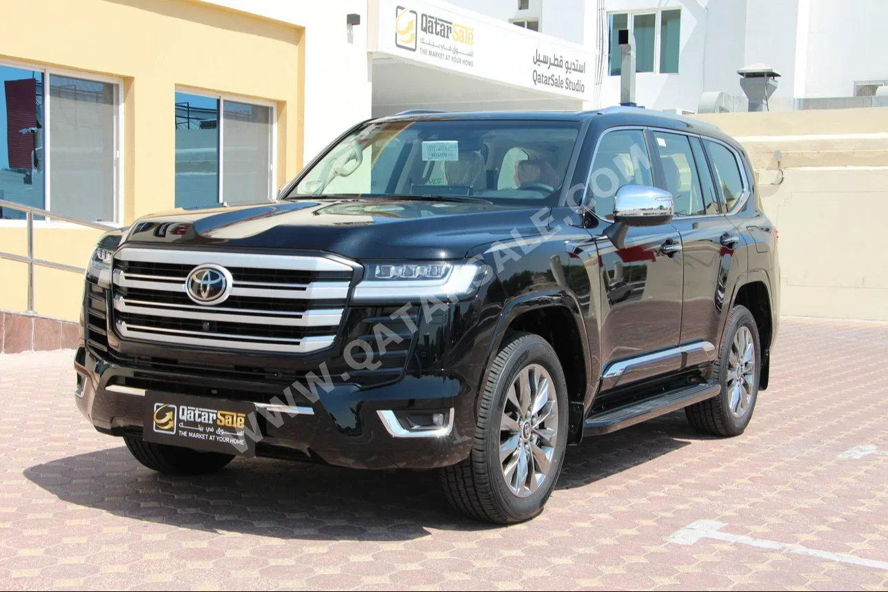 Toyota  Land Cruiser  VXR Twin Turbo  2024  Automatic  2,800 Km  6 Cylinder  Four Wheel Drive (4WD)  SUV  Black  With Warranty