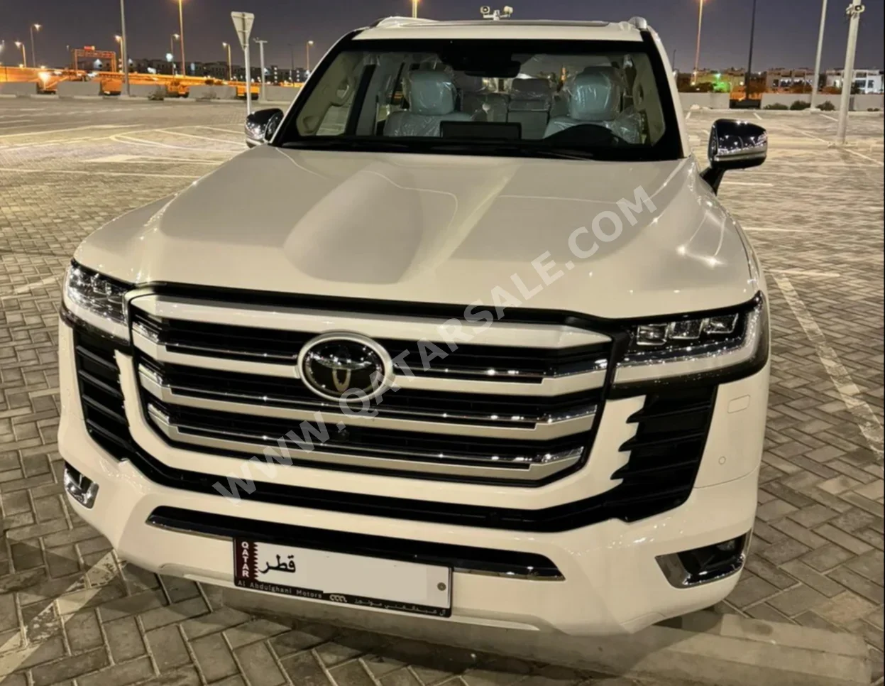 Toyota Land Cruiser VXR Twin Turbo White 2023 For Sale in Qatar