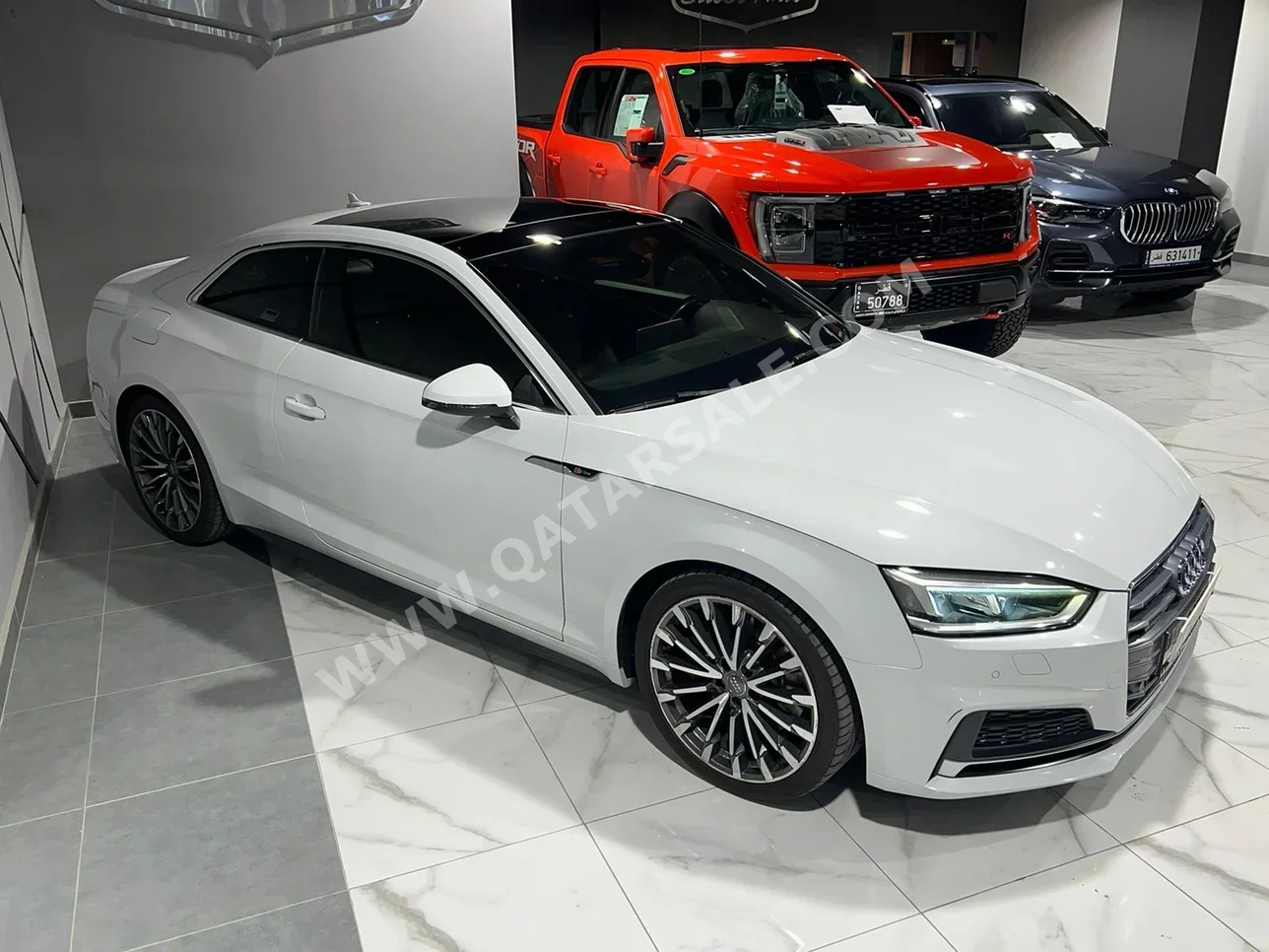 Audi  A5  40 TFSI  2017  Automatic  141٬000 Km  4 Cylinder  All Wheel Drive (AWD)  Sedan  White