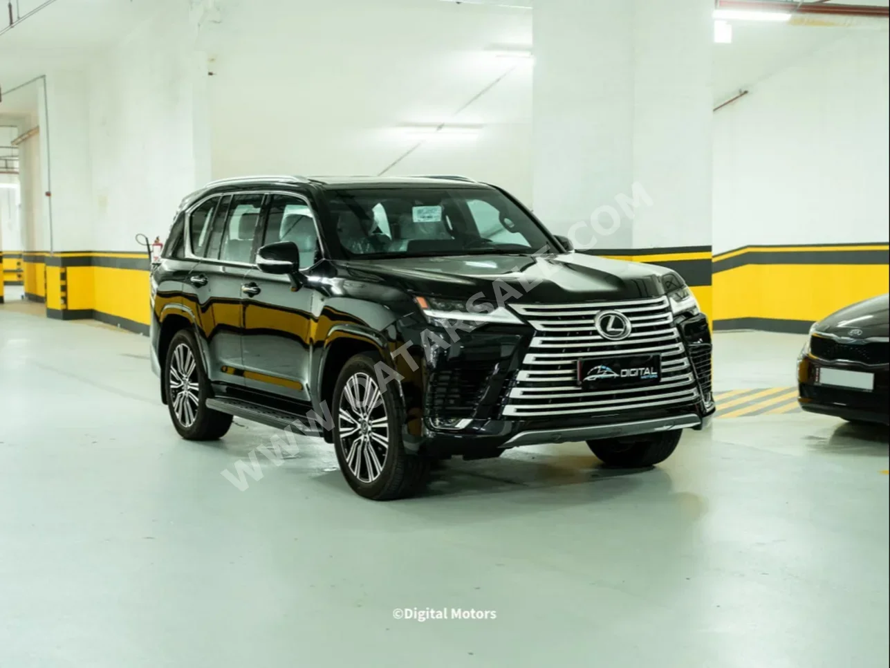 Lexus  LX  600  2023  Automatic  3,894 Km  6 Cylinder  Four Wheel Drive (4WD)  SUV  Black  With Warranty