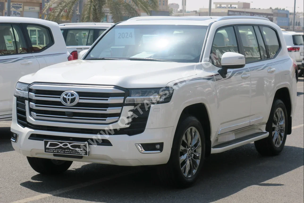 Toyota  Land Cruiser  GXR Twin Turbo  2024  Automatic  0 Km  6 Cylinder  Four Wheel Drive (4WD)  SUV  White  With Warranty