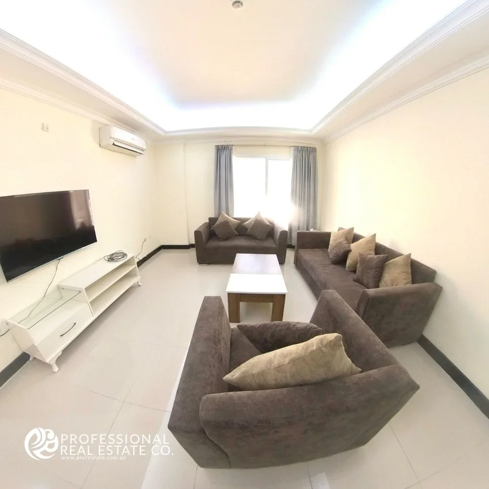 3 Bedrooms  Apartment  in Doha -  Fereej Al Nasr  Fully Furnished