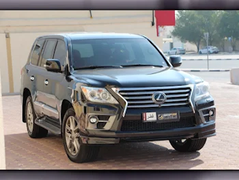 Lexus  LX  570  2014  Automatic  240,000 Km  8 Cylinder  Four Wheel Drive (4WD)  SUV  Black