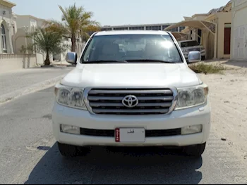 Toyota  Land Cruiser  VXR  2008  Automatic  390,000 Km  8 Cylinder  Four Wheel Drive (4WD)  SUV  White