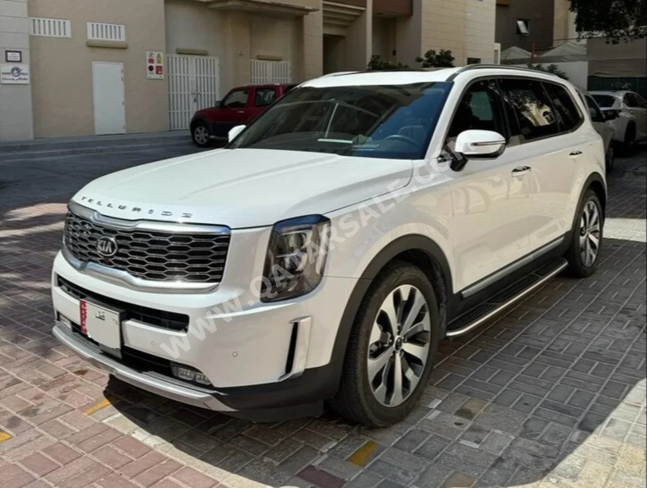 Kia  Telluride  GT Line  2020  Automatic  25,000 Km  6 Cylinder  All Wheel Drive (AWD)  SUV  White  With Warranty