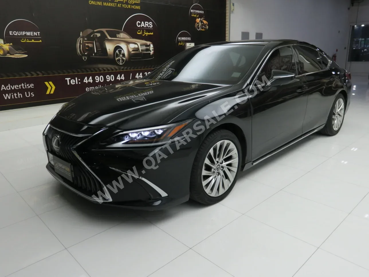 Lexus  ES  350  2020  Automatic  65,000 Km  6 Cylinder  Rear Wheel Drive (RWD)  Sedan  Black