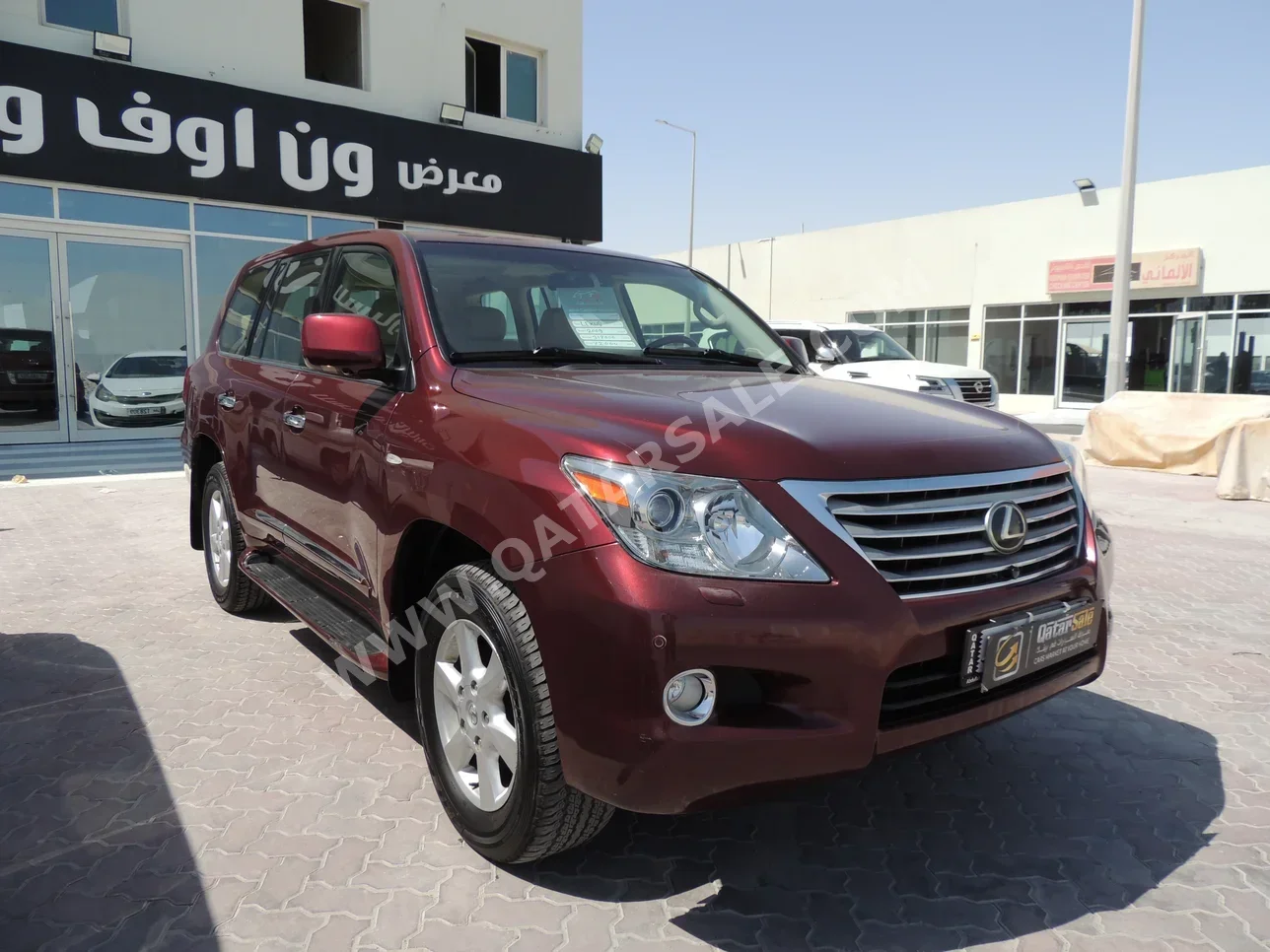 Lexus  LX  570  2009  Automatic  318,000 Km  8 Cylinder  Four Wheel Drive (4WD)  SUV  Maroon