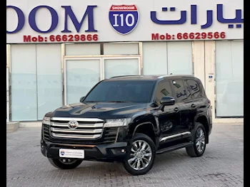 Toyota  Land Cruiser  GXR Twin Turbo  2023  Automatic  40,000 Km  6 Cylinder  Four Wheel Drive (4WD)  SUV  Black  With Warranty