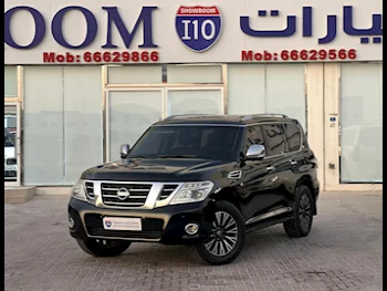 Nissan  Patrol  Platinum  2014  Automatic  269,000 Km  8 Cylinder  Four Wheel Drive (4WD)  SUV  Black