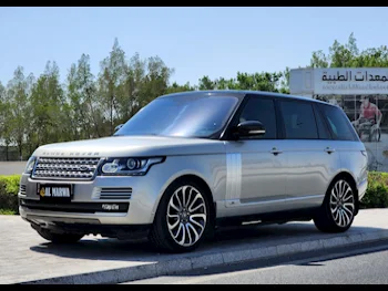 Land Rover  Range Rover  Vogue SE Super charged L  2016  Automatic  97,000 Km  8 Cylinder  Four Wheel Drive (4WD)  SUV  Silver