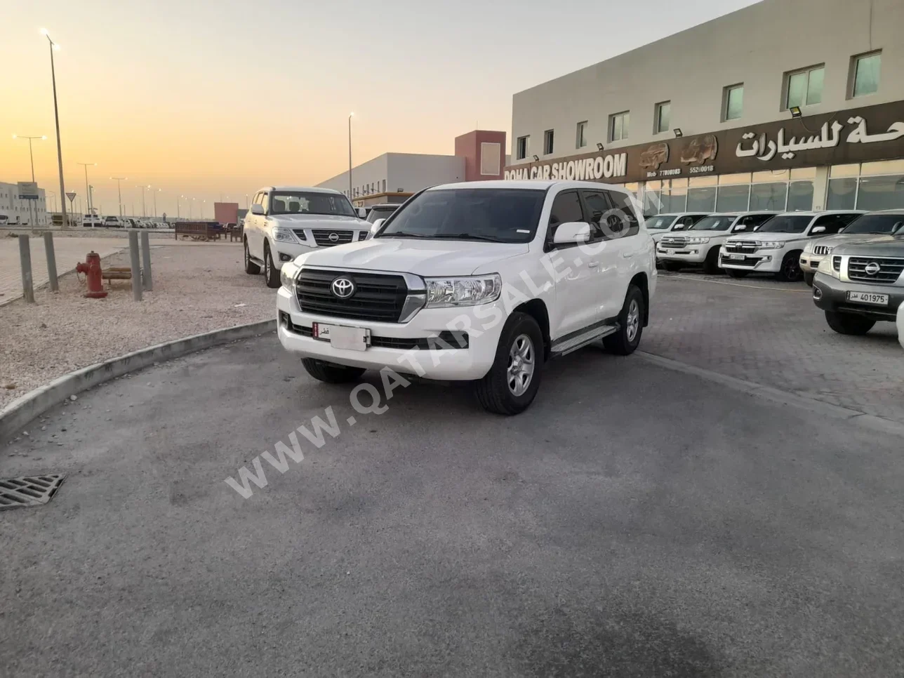 Toyota  Land Cruiser  GX  2019  Automatic  141,000 Km  6 Cylinder  Four Wheel Drive (4WD)  SUV  White