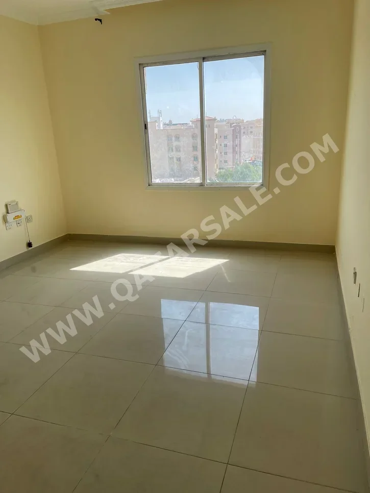 2 Bedrooms  Apartment  in Doha -  Al Sadd  Not Furnished