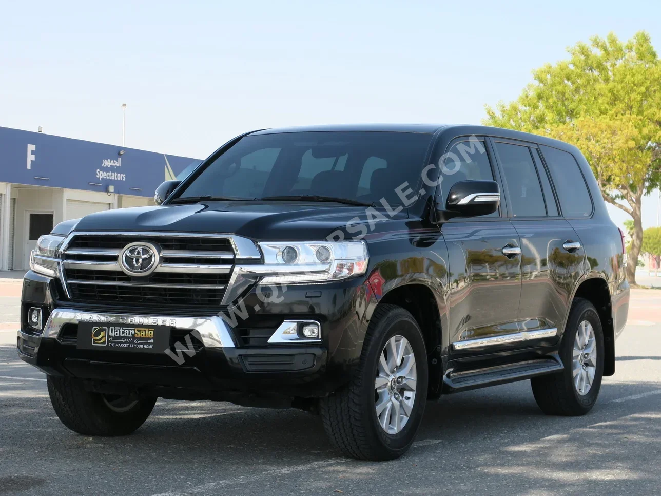 Toyota  Land Cruiser  GXR  2020  Automatic  100,000 Km  8 Cylinder  Four Wheel Drive (4WD)  SUV  Black