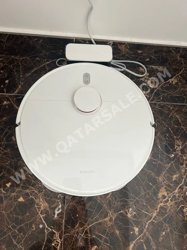 Xiaomi  White  China /  Robotic Vacuum