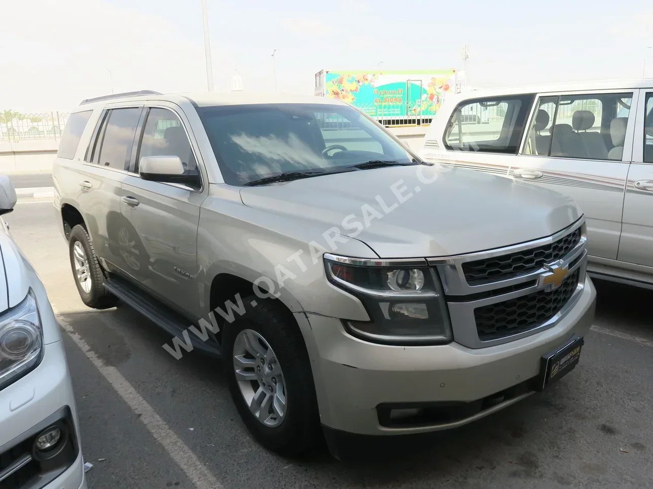 Chevrolet  Tahoe  2016  Automatic  202,000 Km  8 Cylinder  Four Wheel Drive (4WD)  SUV  Gold