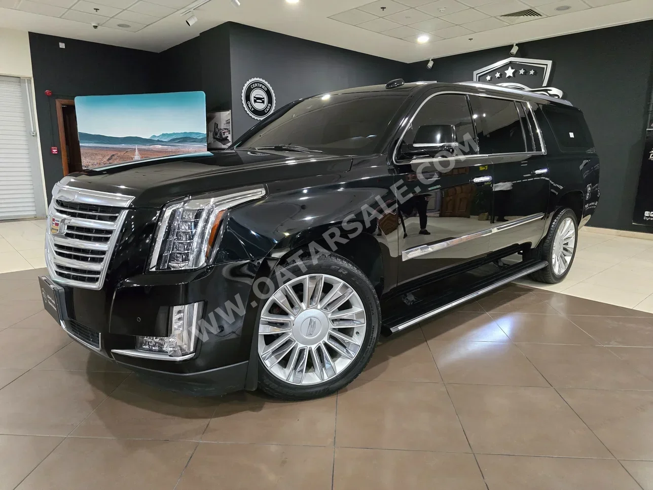 Cadillac  Escalade  Platinum  2018  Automatic  125,000 Km  8 Cylinder  Four Wheel Drive (4WD)  SUV  Black