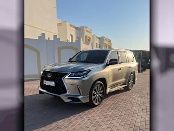 Lexus  LX  570  2019  Automatic  120,000 Km  8 Cylinder  Four Wheel Drive (4WD)  SUV  Sonic Titanium