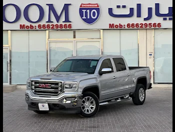 GMC  Sierra  SLT  2016  Automatic  152,000 Km  8 Cylinder  Four Wheel Drive (4WD)  Pick Up  Silver