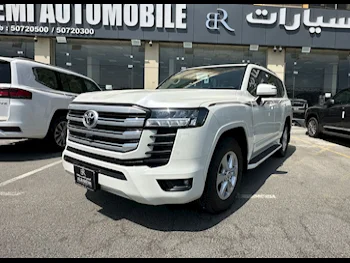  Toyota  Land Cruiser  GXR Twin Turbo  2024  Automatic  0 Km  6 Cylinder  Four Wheel Drive (4WD)  SUV  White  With Warranty