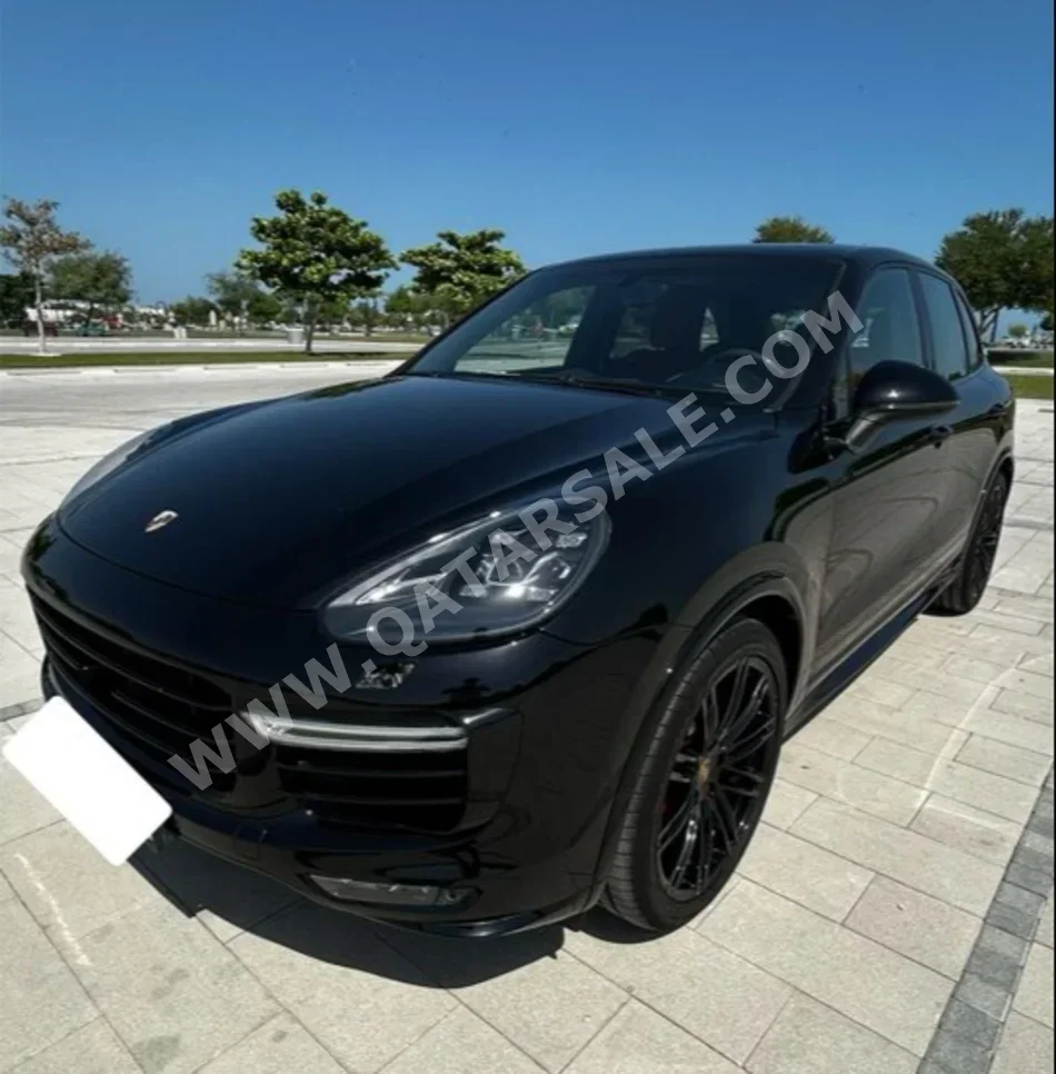 Porsche  Cayenne  Turbo S  2016  Automatic  80,000 Km  8 Cylinder  Four Wheel Drive (4WD)  SUV  Black