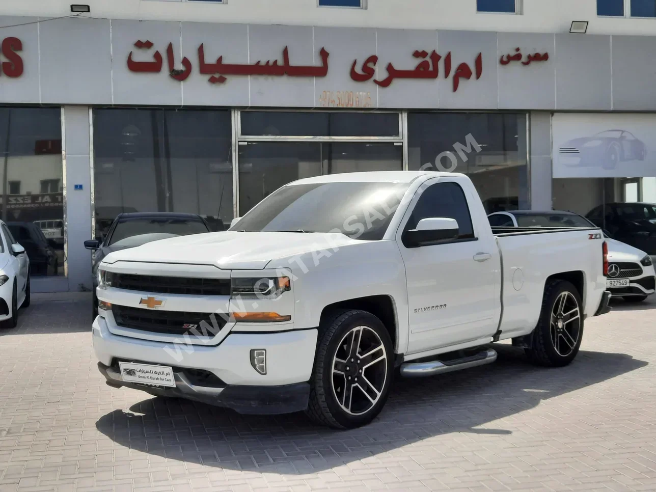 Chevrolet  Silverado  Z71  2018  Automatic  136,000 Km  8 Cylinder  Four Wheel Drive (4WD)  Pick Up  White