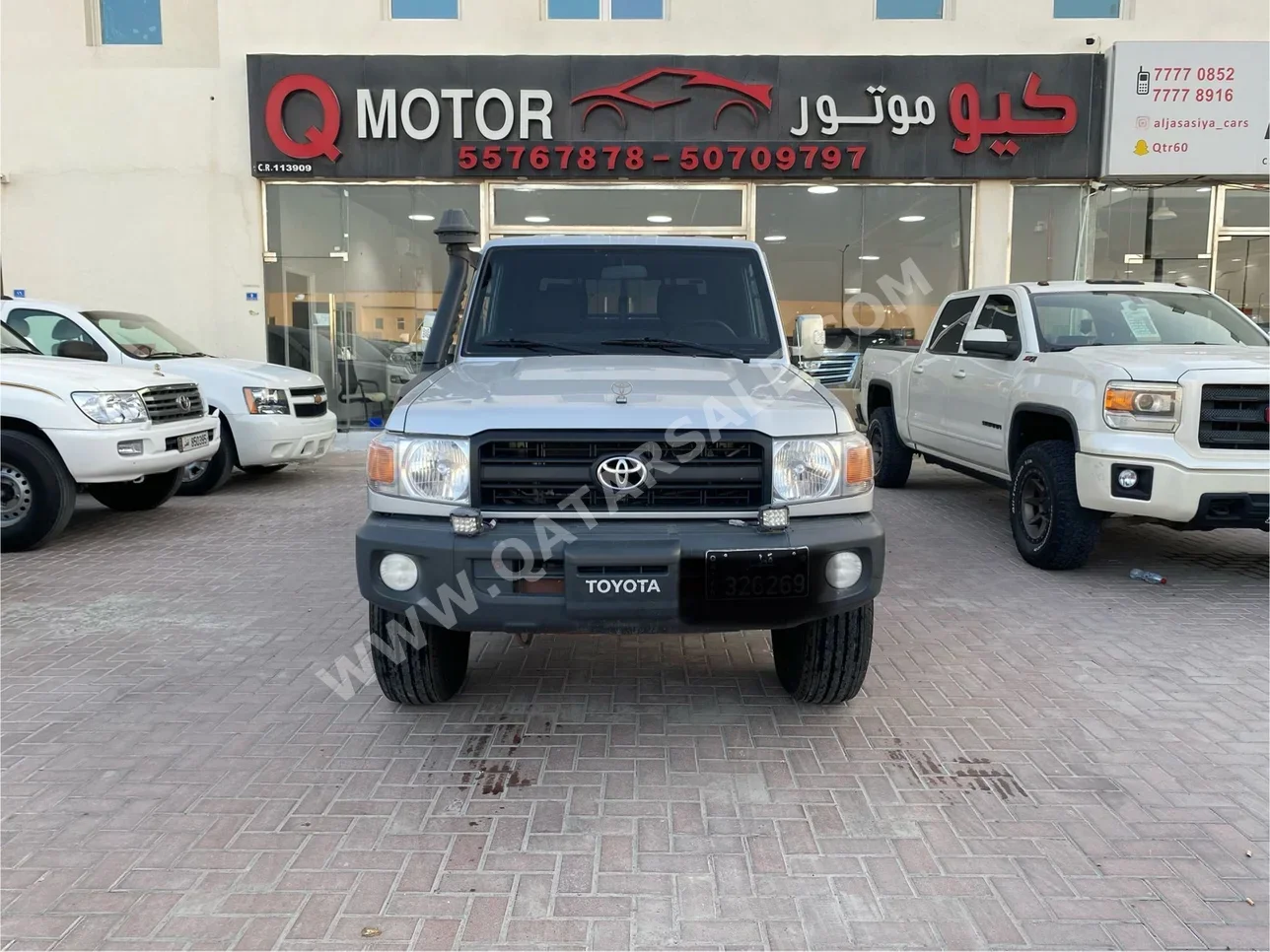 Toyota  Land Cruiser  LX  2021  Manual  139٬000 Km  6 Cylinder  Four Wheel Drive (4WD)  Pick Up  Silver